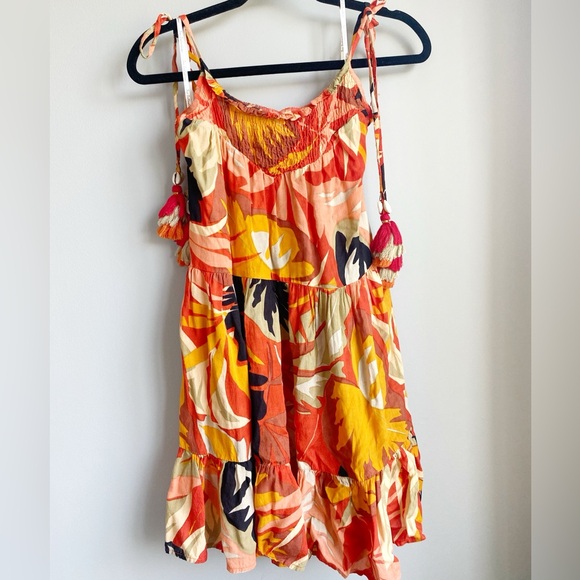 Gorgeous Unique Beach Coverup Dress - Picture 1 of 8